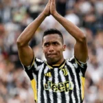 Alex Sandro Menangis Saat Mengucapkan Selamat Tinggal kepada Juventus setelah Sembilan Musim